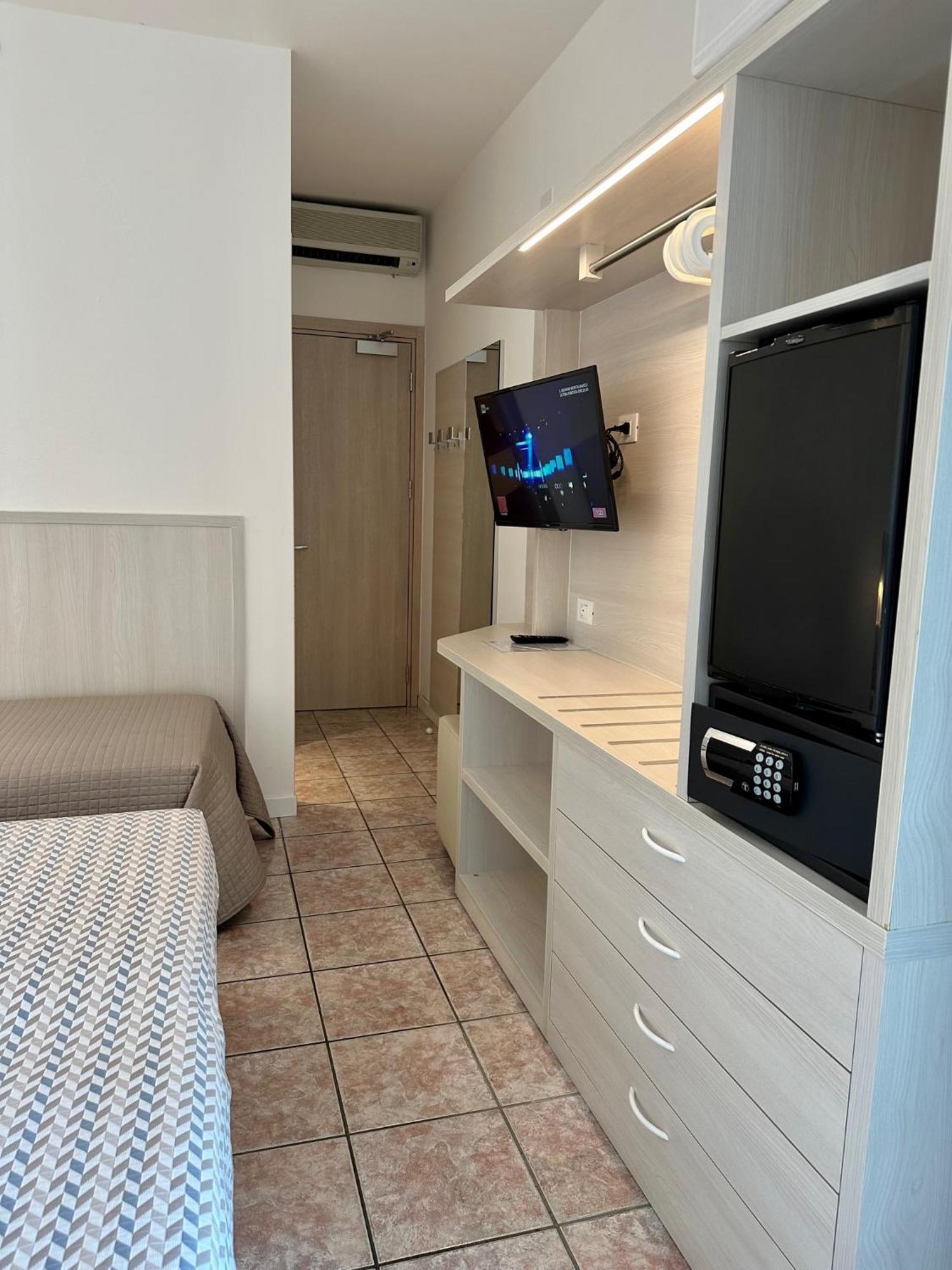 Hotel Nizza Frontemare Superior 3 Stelle Lido di Jesolo