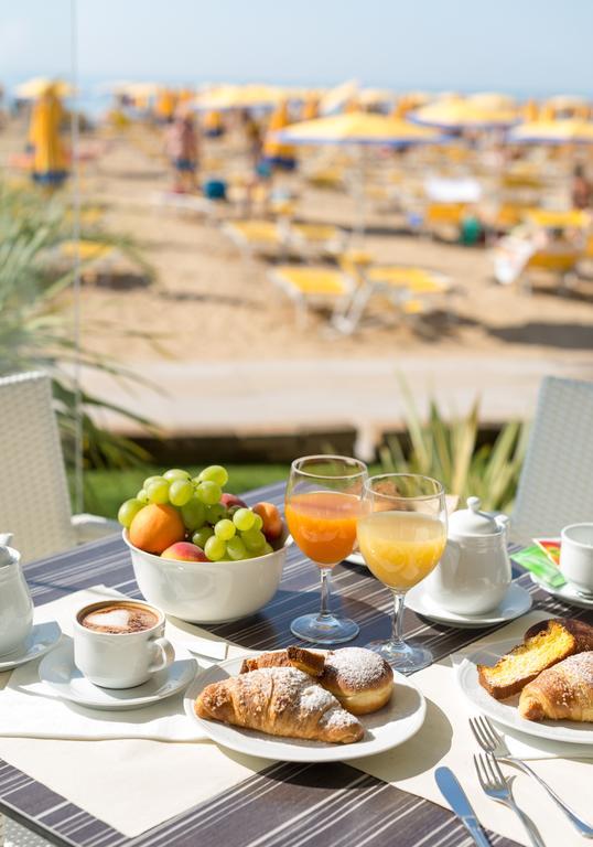 Hotel Nizza Frontemare Superior 3 Stelle 3*