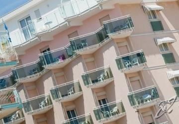 Hotel Nizza Frontemare Superior 3 Stelle Lido di Jesolo